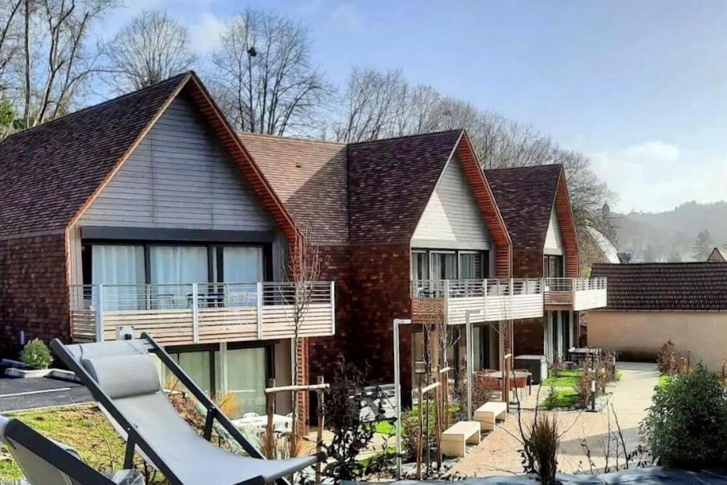 La Regate Avec Jaccuzi A 50 M Du Centre Historique Apartamento Sarlat-la-Canéda Exterior foto